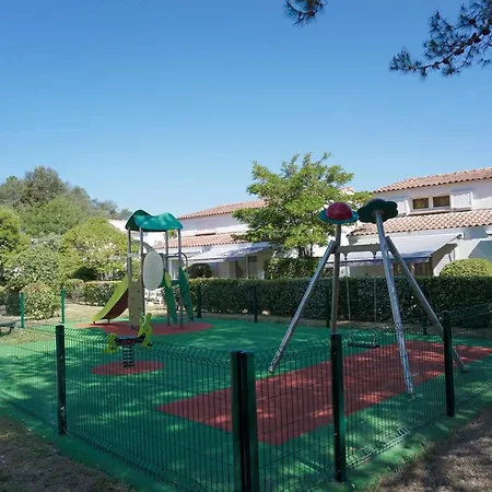 아파트호텔 Comfort La Napoule Village 3*