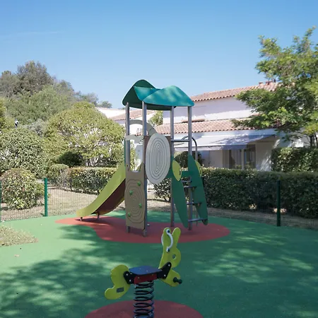 Comfort La Napoule Village 3*