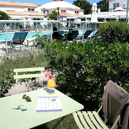 Apart-hotel Comfort La Napoule Village