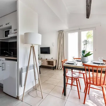 Aparthotel Comfort La Napoule Village Mandelieu