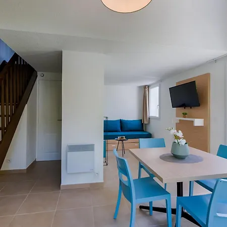 Comfort La Napoule Village 아파트호텔