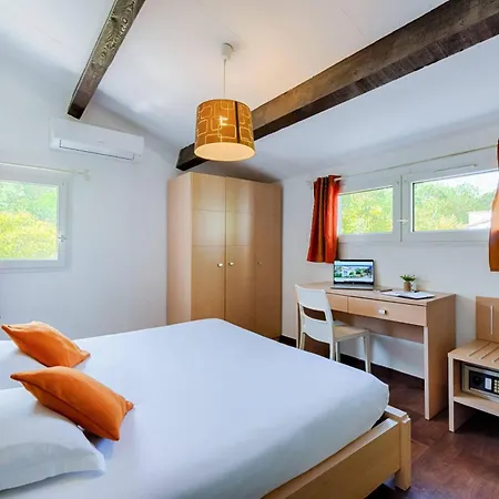 Comfort La Napoule Village 3*