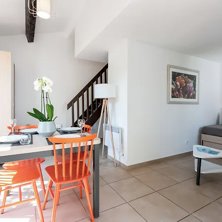 Comfort La Napoule Village 3*