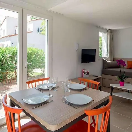 Comfort La Napoule Village Apart-hotel 3*